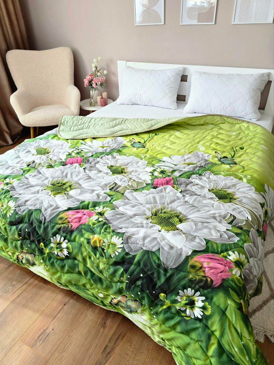 Summer quilt with 3-D pattern