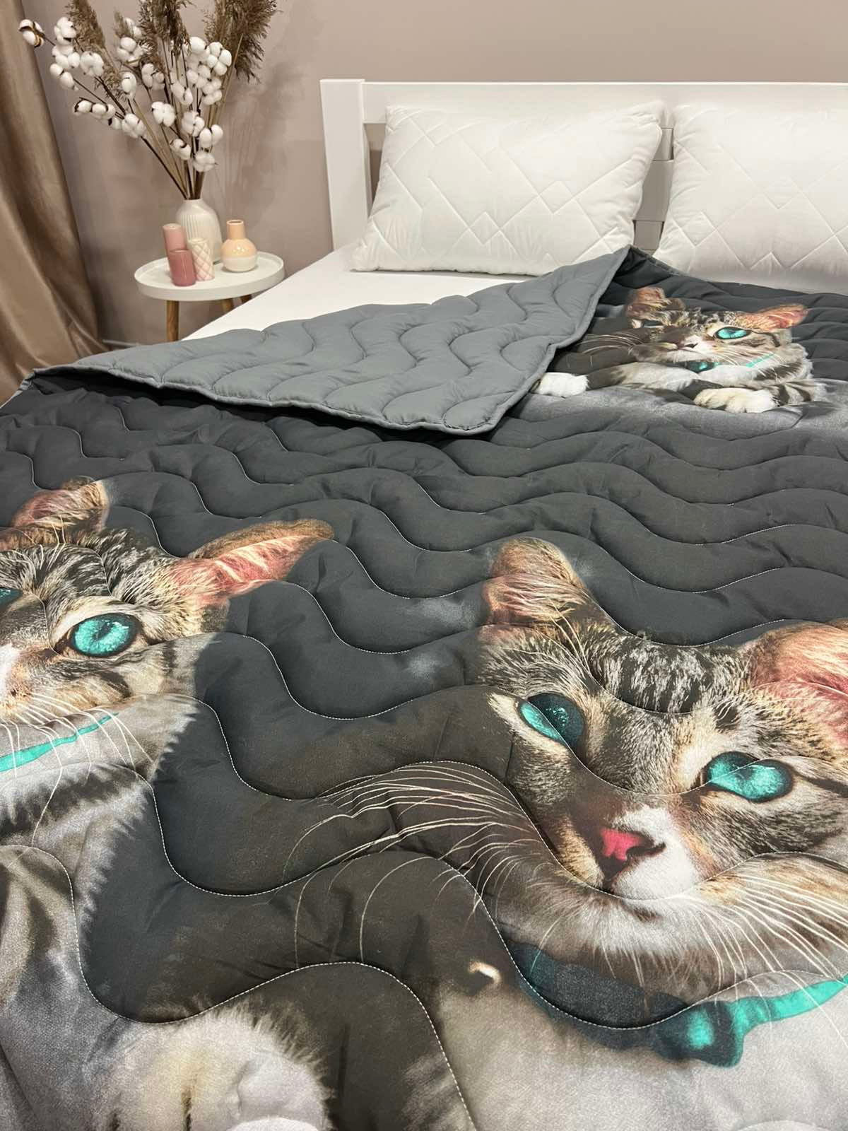 Summer quilt with 3-D pattern