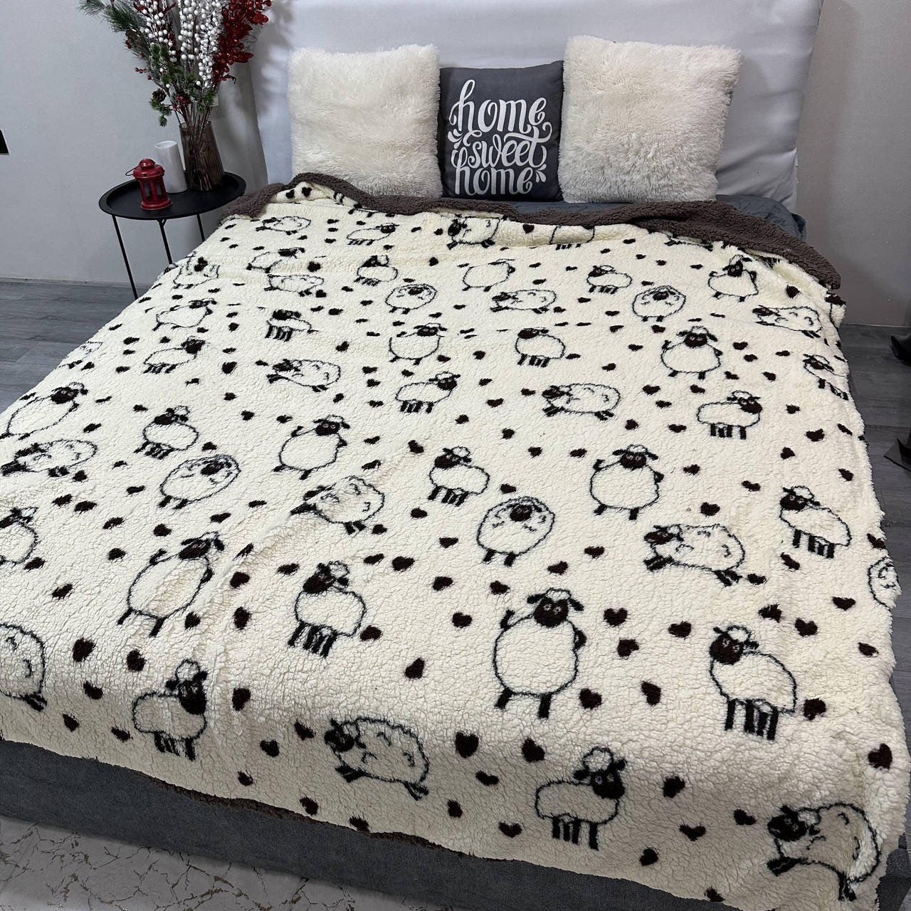 Велюрова ковдра з візерунком