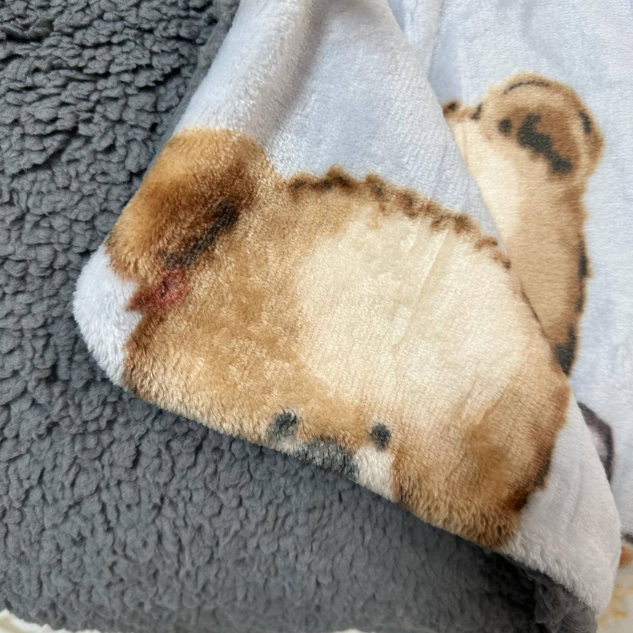 Велюрова ковдра з візерунком