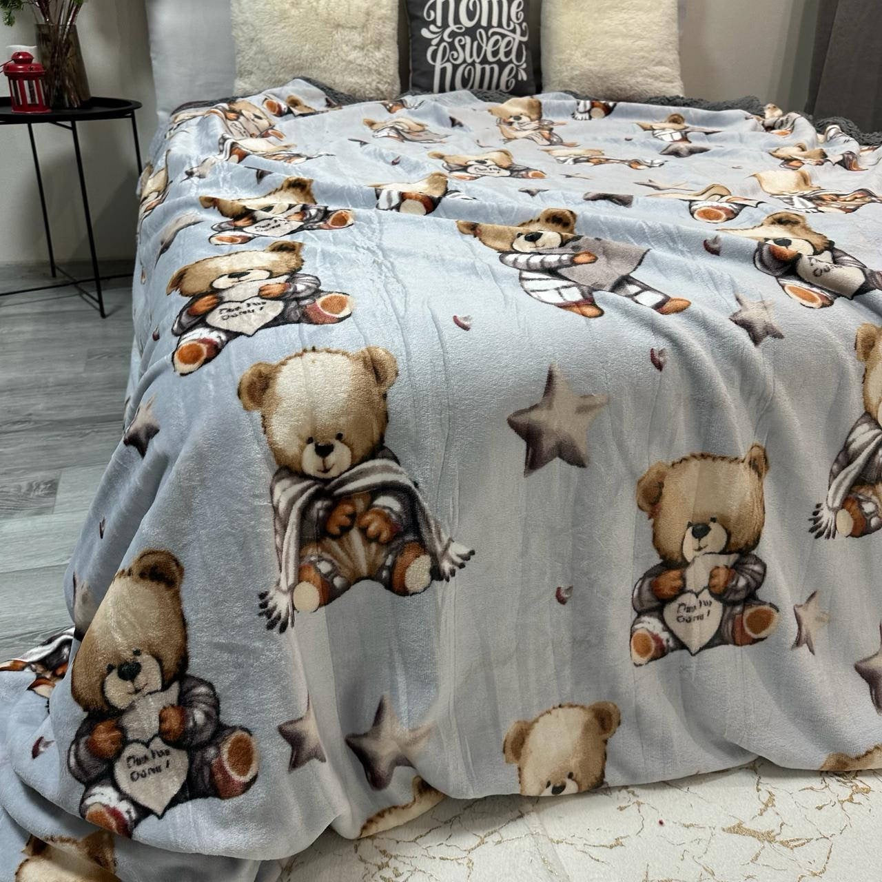 Велюрова ковдра з візерунком