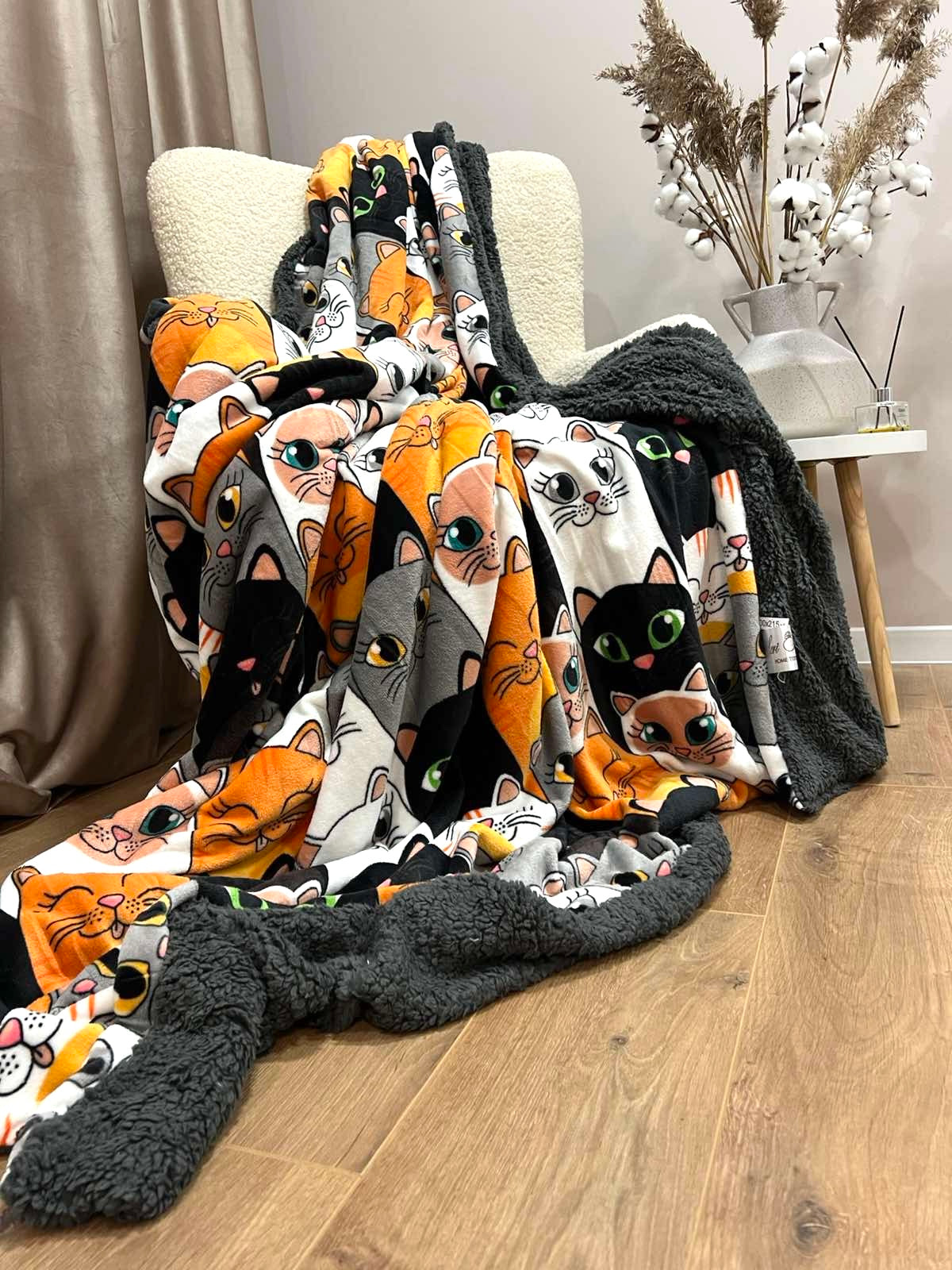 Велюрова ковдра з візерунком