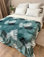 Велюрова ковдра з візерунком