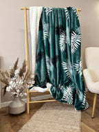 Велюрова ковдра з візерунком