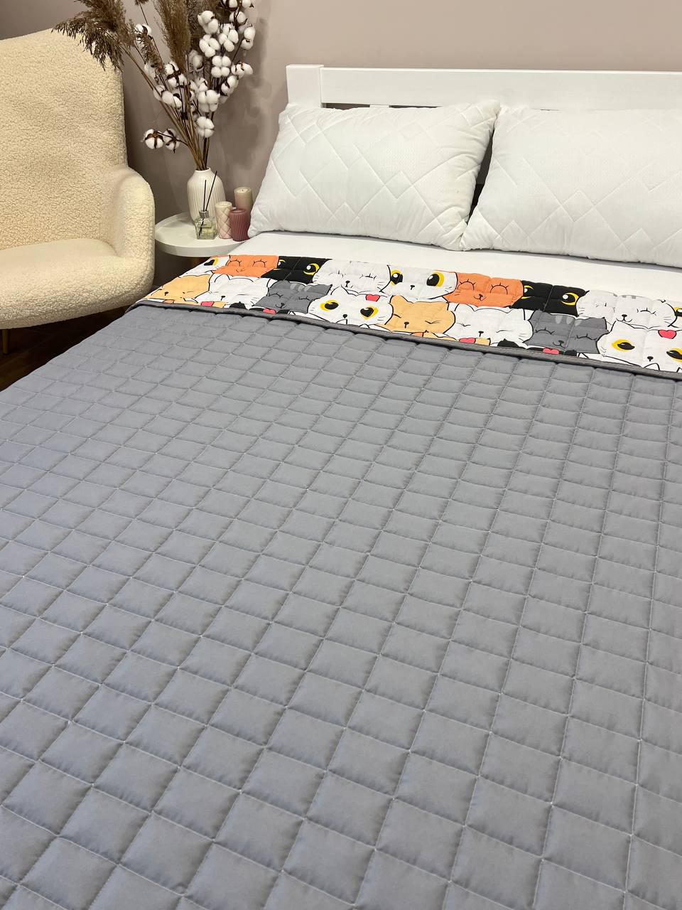 Children's blanket with lots of cats